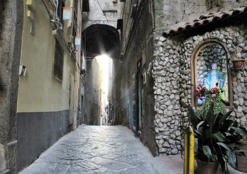 Hotel Dei Gerolomini à Naples Extérieur photo